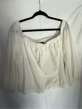 Women’s White Eyelet Off-Shoulder Peasant Top